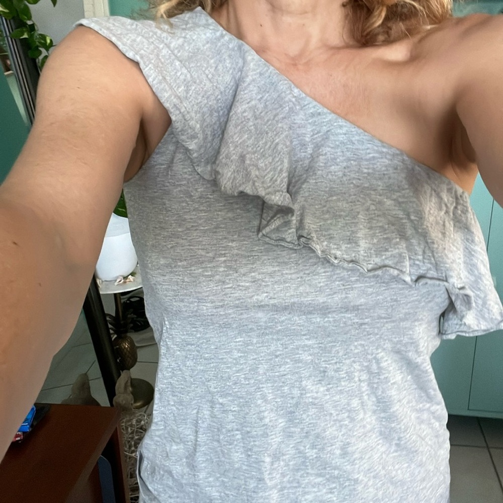 One shoulder top size S color grey Banana Republic. Like new.